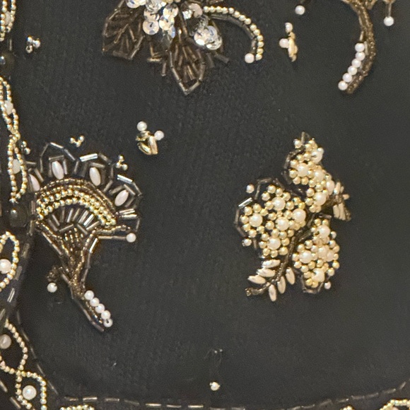 Vintage Yarnworks Black Beaded V-Neck Sleeveless Button up Vest - Picture 4 of 5